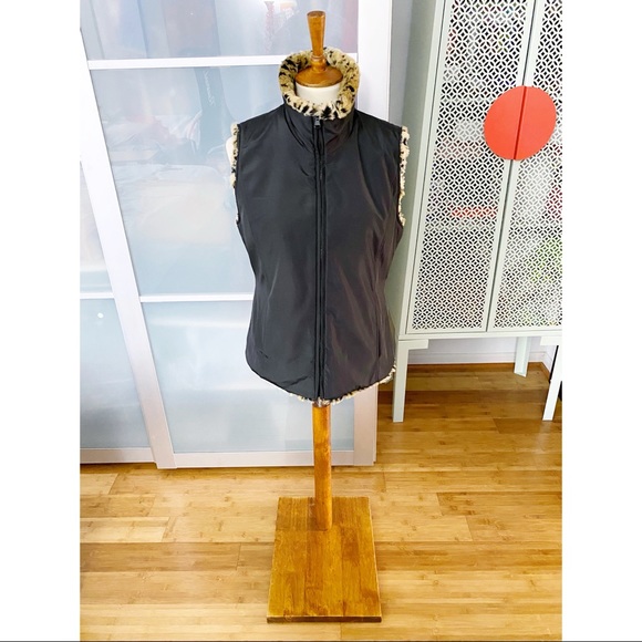 Kristen Blake Leopard Faux Fur Reversible Vest - Picture 3 of 12